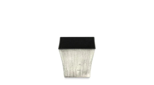 Maceta Cuadrada Blanca y Negra 6x6x6