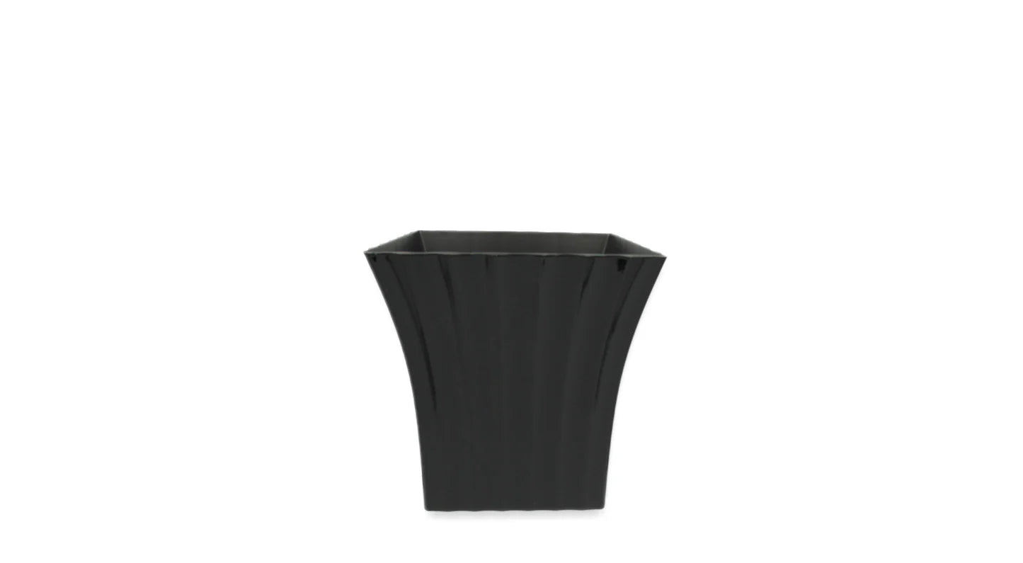 Black 7x7 Fluted Pot